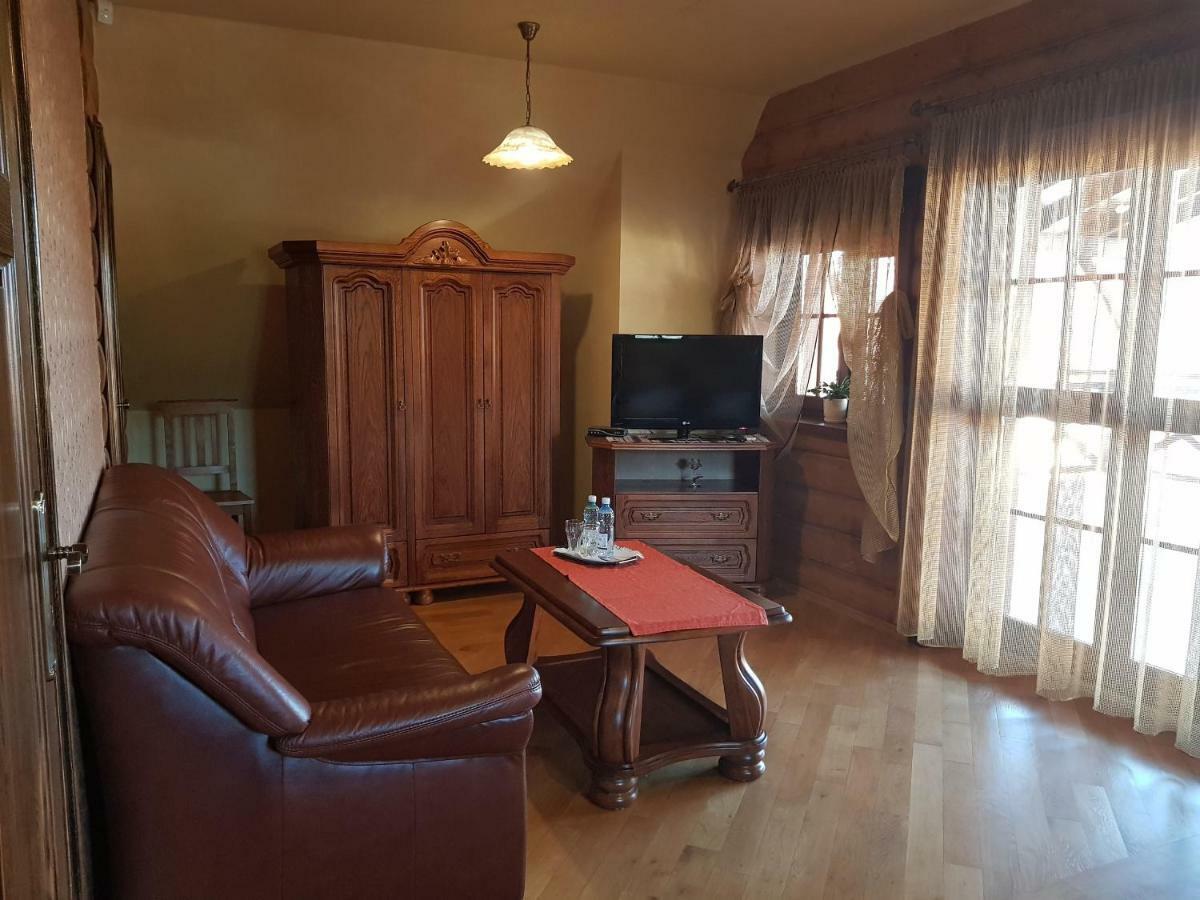 Stary Lwow Panzió Korczyna Kültér fotó